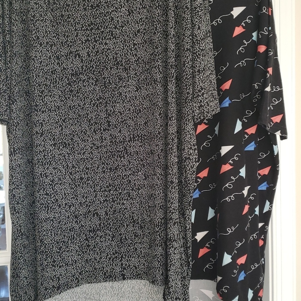 (2) L LULAROE IRMA TOPS